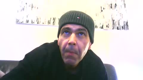 Snapshot of voyeuredeluxe chatting on February 2026 04:58:02 PM voyeuredeluxe online show from February 2026 04:58:02 PM