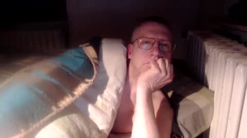 Snapshot of vthomasp719 chatting on February 2026 09:28:01 AM vthomasp719 online show from February 2026 09:28:01 AM