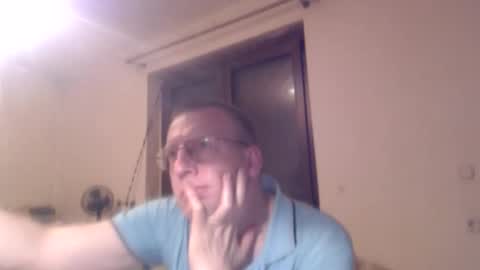 Snapshot of vthomasp719 chatting on April 2026 06:38:01 PM vthomasp719 online show from April 2026 06:38:01 PM