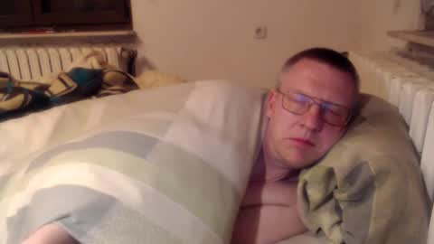 Snapshot of vthomasp719 chatting on April 2026 06:17:01 AM vthomasp719 online show from April 2026 06:17:01 AM
