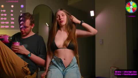 Eva and Franklin online show from November 2025 05:57:01 PM