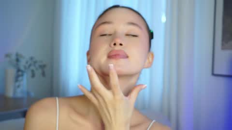 Snapshot of vvilly_wonka chatting on April 2026 01:48:01 AM Ethal - thank you for thumb up online show from April 2026 01:48:01 AM