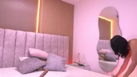 Violeta online show from February 2026 03:04:01 AM