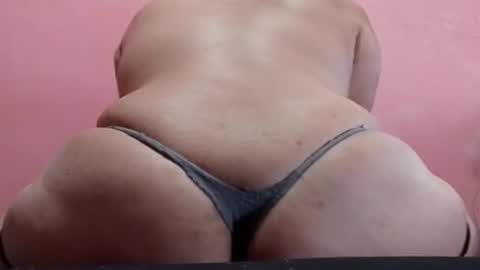 vyxsin online show from December 2025 02:47:02 PM