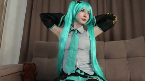 Nana online show from October 2025 04:13:01 AM