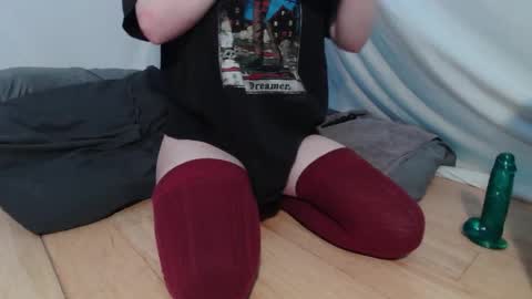 Rose online show from October 2025 12:00:01 AM