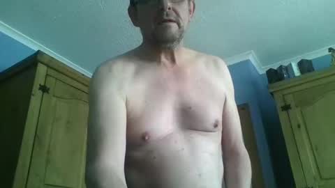 Snapshot of wadworth6x chatting on March 2026 01:44:01 PM wadworth6x online show from March 2026 01:44:01 PM