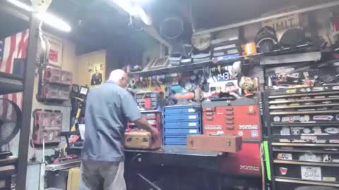 wakesblowinclouds online show from March 2026 04:58:01 AM