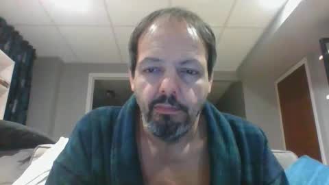 walker033 online show from December 2025 04:55:01 AM