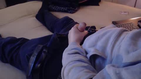 I love the ol in-n-out  online show from March 2025 03:23:02 AM