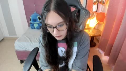 Snapshot of wanda_sg chatting on June 2026 07:03:02 PM Alexandra online show from June 2026 07:03:02 PM
