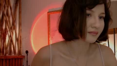 Snapshot of wanderwhitch chatting on May 2026 03:50:02 PM Miya online show from May 2026 03:50:02 PM