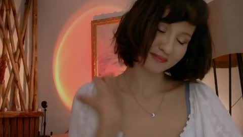 Snapshot of wanderwhitch chatting on May 2026 03:41:02 PM Miya online show from May 2026 03:41:02 PM