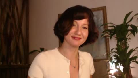 Snapshot of wanderwhitch chatting on June 2026 02:53:01 AM Miya online show from June 2026 02:53:01 AM