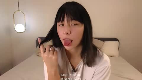 Betti online show from November 2025 11:10:01 AM