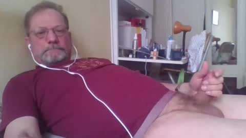 Snapshot of wanky357 chatting on March 2026 01:15:01 PM Tibo Love online show from March 2026 01:15:01 PM