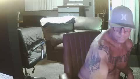 Snapshot of wantitbutyoucanthaveit chatting on November 2025 04:44:02 AM inittogetitin online show from November 2025 04:44:02 AM