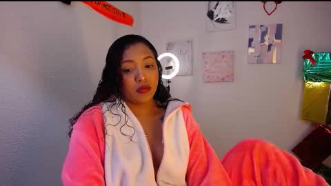 EMILY online show from November 2025 08:58:02 AM