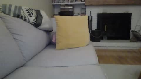 Snapshot of warmdick666 chatting on February 2025 07:13:02 AM warmdick666 online show from February 2025 07:13:02 AM