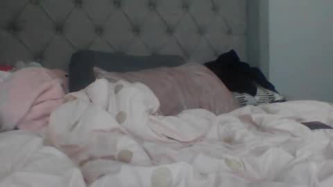 wasiancutie online show from March 2026 04:43:01 PM