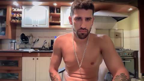 wearetwo online show from December 2025 11:54:01 PM