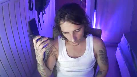 Snapshot of wave_boyy chatting on May 2026 10:37:01 PM wave_boyy online show from May 2026 10:37:01 PM
