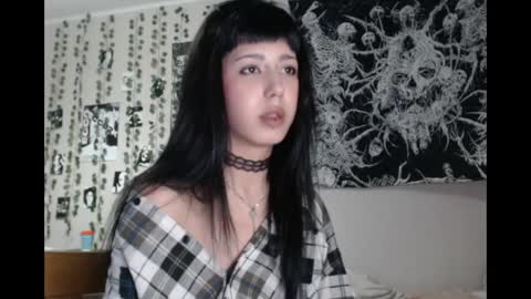 Snapshot of wavy_nights chatting on April 2026 08:57:02 PM Mina online show from April 2026 08:57:02 PM