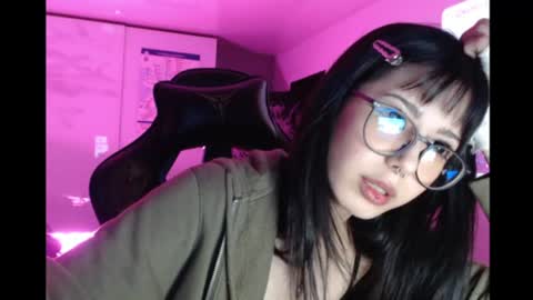 Snapshot of wavy_nights chatting on July 2026 12:35:01 AM Mina online show from July 2026 12:35:01 AM