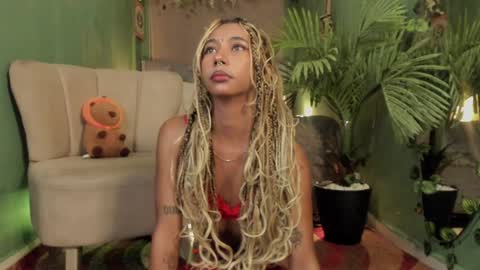 Snapshot of wayuu_goddess chatting on January 2025 03:45:01 PM Wayuu Goddess 3 online show from January 2025 03:45:01 PM