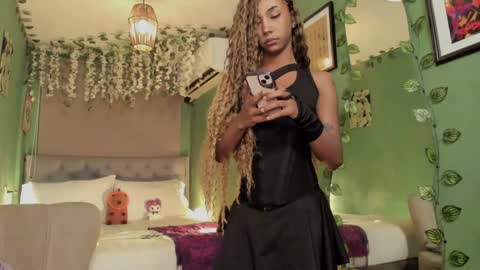 Snapshot of wayuu_goddess chatting on February 2025 09:02:01 PM Wayuu Goddess 3 online show from February 2025 09:02:01 PM