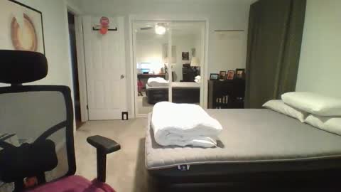 wazooforty2 online show from April 2026 05:27:02 AM