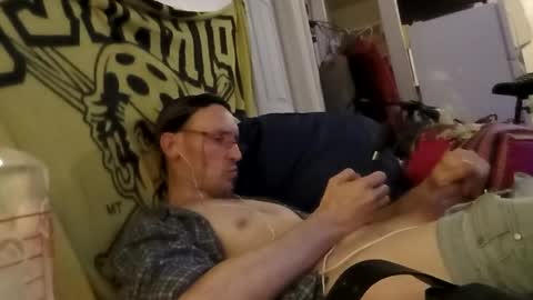 Snapshot of wbeeee420 chatting on July 2026 02:45:02 PM Phil virgo online show from July 2026 02:45:02 PM
