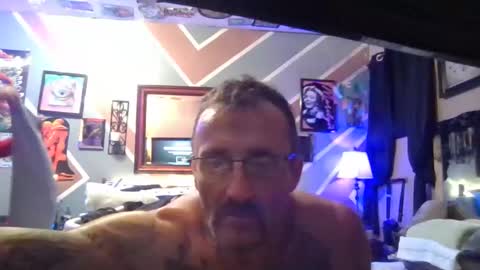 we_r_freaks online show from February 2026 02:38:02 AM