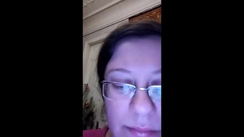 Snapshot of webgirl2 chatting on February 2025 11:34:02 PM Marina online show from February 2025 11:34:02 PM