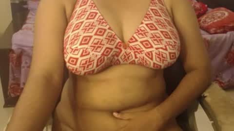 Snapshot of webshowxxx chatting on June 2026 04:56:01 PM mina online show from June 2026 04:56:01 PM