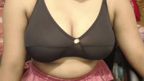 Snapshot of webshowxxx chatting on July 2026 03:48:02 PM mina online show from July 2026 03:48:02 PM