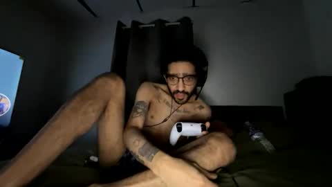 ShootingWebs online show from January 2026 05:32:01 AM