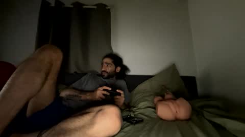 ShootingWebs online show from April 2026 04:48:02 AM