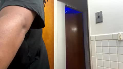 WeDaShit Come Vibe with me . online show from March 2026 02:34:01 PM