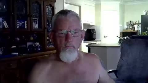 Wellhelloo online show from February 2026 06:41:02 AM