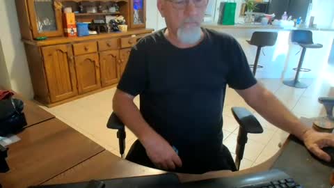 Snapshot of wellhelloo chatting on July 2026 06:07:02 AM Wellhelloo online show from July 2026 06:07:02 AM