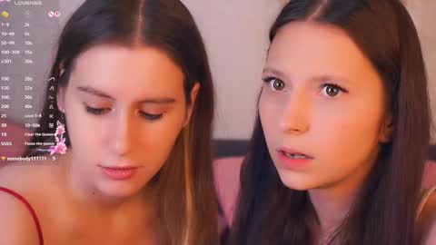 Nora online show from November 2025 08:03:01 PM