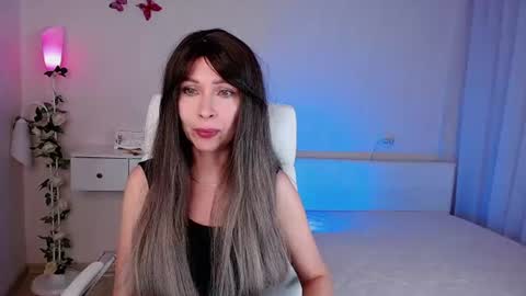 Wendi Foster online show from June 2026 06:56:01 PM