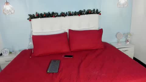 Snapshot of wendolyn_orange69_ chatting on December 2025 02:01:01 PM Wendolyn online show from December 2025 02:01:01 PM