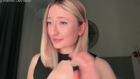 Daisy    online show from March 2026 06:10:01 PM