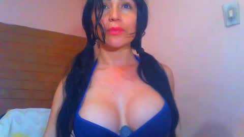 TaTis online show from December 2024 11:50:01 PM