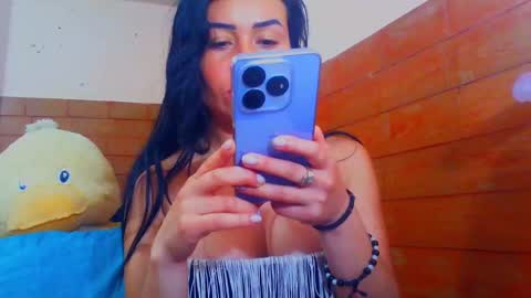 TaTis online show from February 2025 03:58:01 PM