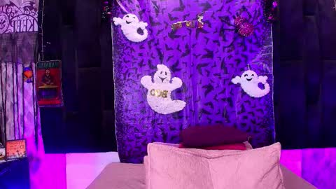 WEN SHENG online show from October 2025 07:18:01 PM