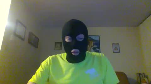 Snapshot of westender_47 chatting on December 2024 01:13:02 PM westender_47 online show from December 2024 01:13:02 PM