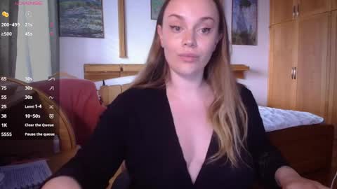 Lana online show from April 2026 03:15:01 PM